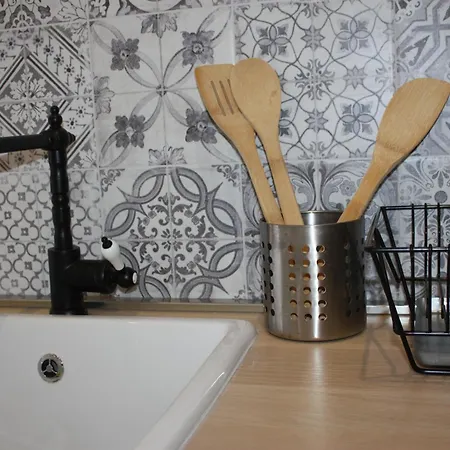 Tomas Apartmán *