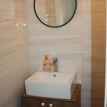 Tomas Apartmán *