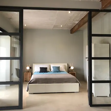 Tomas Apartmán *