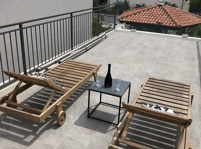 Tomas Apartamento Kaštela
